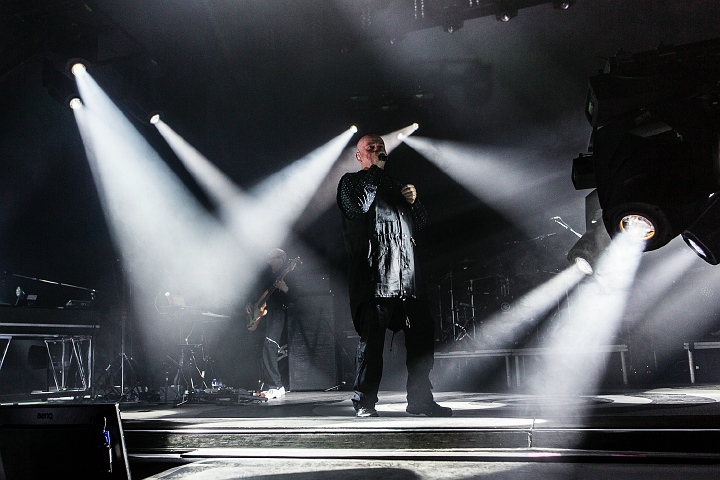 Peter Gabriel @ Vorst Nationaal, picture 30, photographed by Edwin Houdevelt - FrontView Magazine