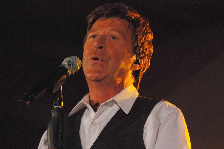CD voorstelling Jo Vally @ Keerbergen, picture 13, photographed by Peter Minnebo - FrontView Magazine