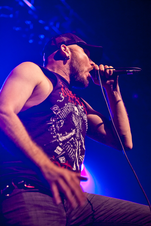 Medeia @ 013, Tilburg, picture 10, photographed by Gunter Van Hoye - FrontView Magazine