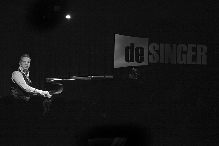 Raf Walschaerts - Jongen Toch @ De Singer - Rijkevorsel, picture 6, photographed by Martine Goetschalckx - FrontView Magazine