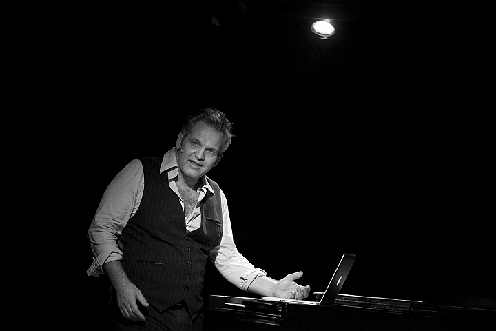 Raf Walschaerts - Jongen Toch @ De Singer - Rijkevorsel, picture 17, photographed by Martine Goetschalckx - FrontView Magazine
