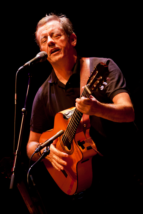 Luka Bloom @ De Warande, picture 2, photographed by Carine Wouters - FrontView Magazine