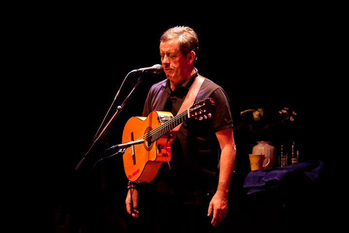 Luka Bloom @ De Warande, picture 5, photographed by Carine Wouters - FrontView Magazine