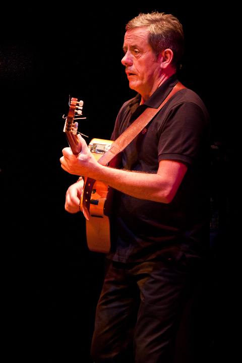 Luka Bloom @ De Warande, picture 8, photographed by Carine Wouters - FrontView Magazine