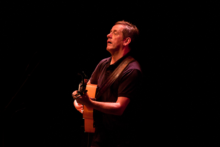 Luka Bloom @ De Warande, picture 13, photographed by Carine Wouters - FrontView Magazine