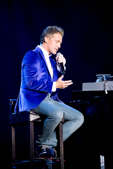 Christoff & Vrienden XL @ Ethias Arena, picture 35, photographed by Elke Briers - FrontView Magazine