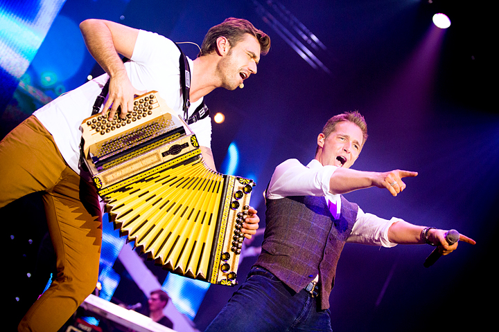 Christoff & Vrienden XL @ Ethias Arena, picture 73, photographed by Elke Briers - FrontView Magazine