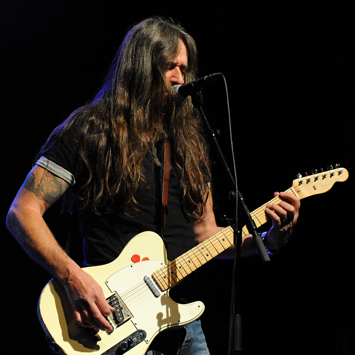 John Coghlan's Quo @ Back to the Roots Fest, picture 2, photographed by Paul Nouwen - FrontView Magazine