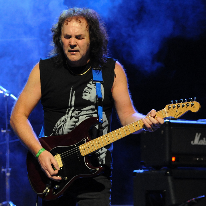 T-Rex (The music of Marc & Mickey) @ Back to the Roots Fest, picture 3, photographed by Paul Nouwen - FrontView Magazine