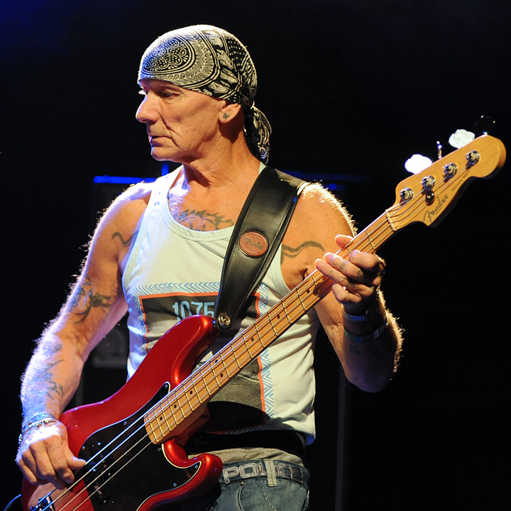 T-Rex (The music of Marc & Mickey) @ Back to the Roots Fest, picture 4, photographed by Paul Nouwen - FrontView Magazine