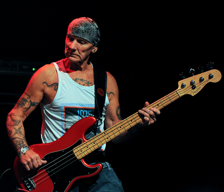 T-Rex (The music of Marc & Mickey) @ Back to the Roots Fest, picture 9, photographed by Paul Nouwen - FrontView Magazine