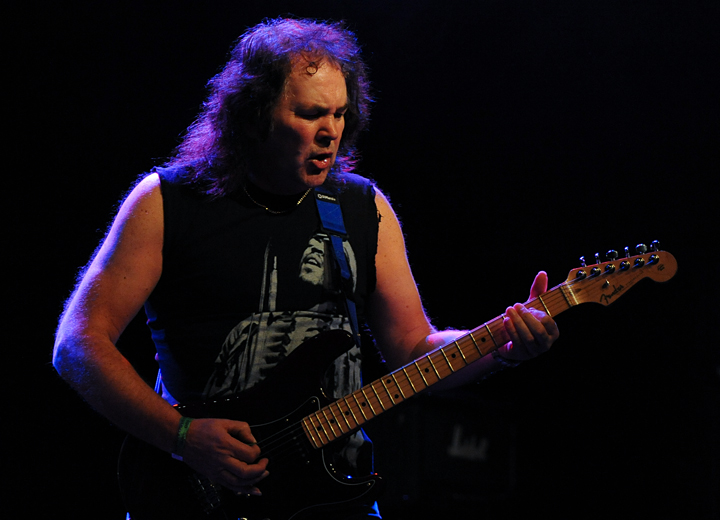 T-Rex (The music of Marc & Mickey) @ Back to the Roots Fest, picture 13, photographed by Paul Nouwen - FrontView Magazine