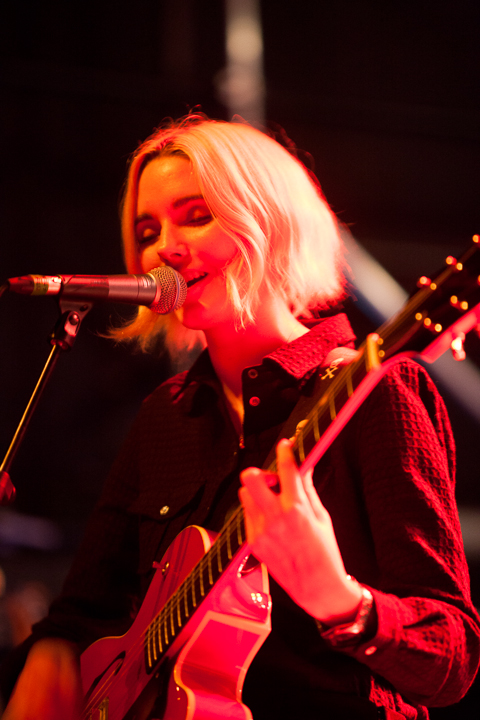 Girl Called Johnny @ AB Brussel, picture 3, photographed by Koen Rondelez - FrontView Magazine