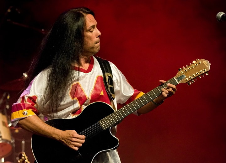 The Ultimate Eagles @ Back to the Roots Fest, picture 2, photographed by Paul Nouwen - FrontView Magazine