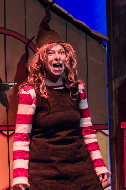 Lotje @ Fakkelteater te Antwerpen, picture 3, photographed by Guy Danneels - FrontView Magazine