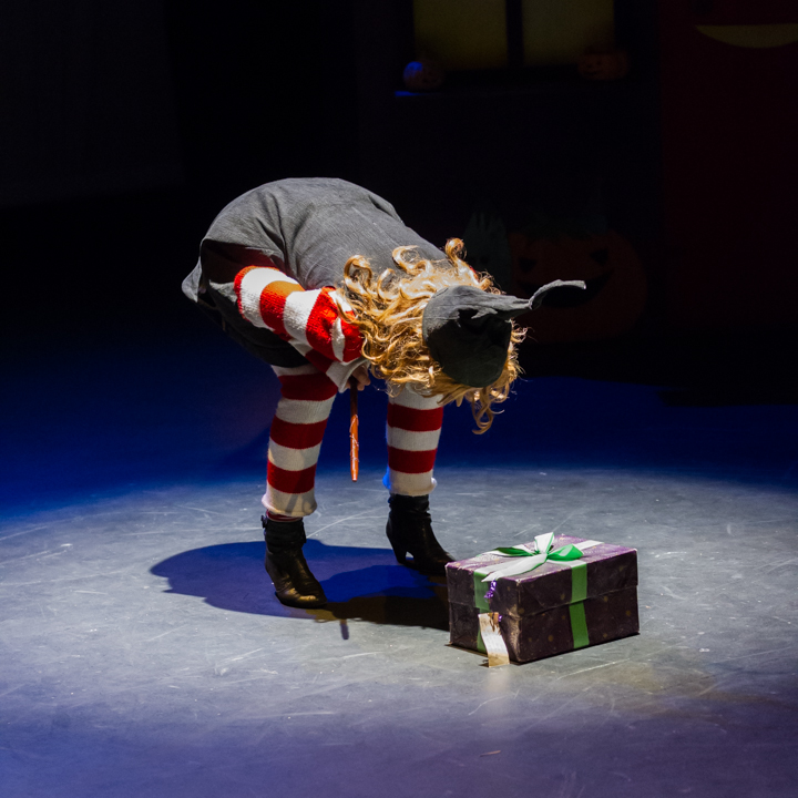 Lotje @ Fakkelteater te Antwerpen, picture 8, photographed by Guy Danneels - FrontView Magazine