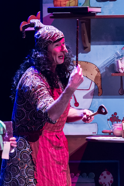Lotje @ Fakkelteater te Antwerpen, picture 10, photographed by Guy Danneels - FrontView Magazine