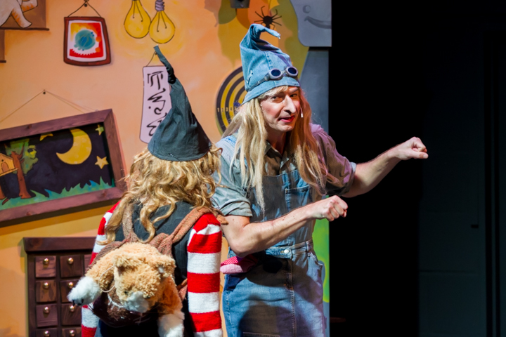 Lotje @ Fakkelteater te Antwerpen, picture 14, photographed by Guy Danneels - FrontView Magazine