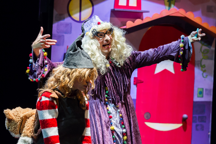 Lotje @ Fakkelteater te Antwerpen, picture 20, photographed by Guy Danneels - FrontView Magazine