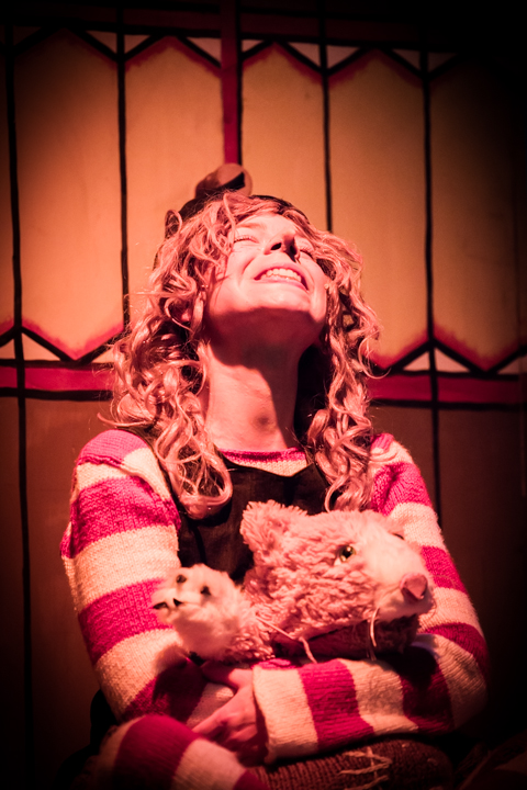 Lotje @ Fakkelteater te Antwerpen, picture 27, photographed by Guy Danneels - FrontView Magazine