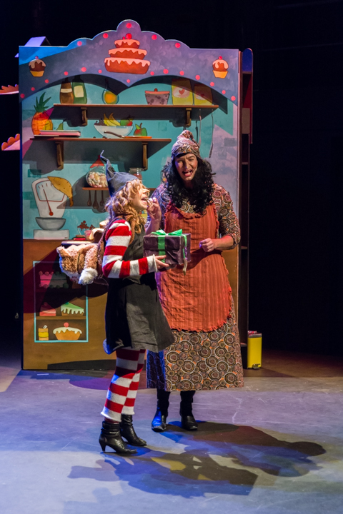 Lotje @ Fakkelteater te Antwerpen, picture 34, photographed by Guy Danneels - FrontView Magazine