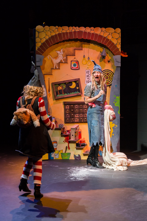 Lotje @ Fakkelteater te Antwerpen, picture 36, photographed by Guy Danneels - FrontView Magazine