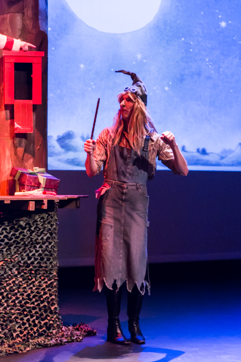 Lotje @ Fakkelteater te Antwerpen, picture 49, photographed by Guy Danneels - FrontView Magazine