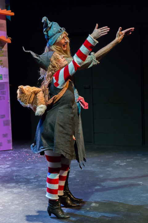 Lotje @ Fakkelteater te Antwerpen, picture 53, photographed by Guy Danneels - FrontView Magazine