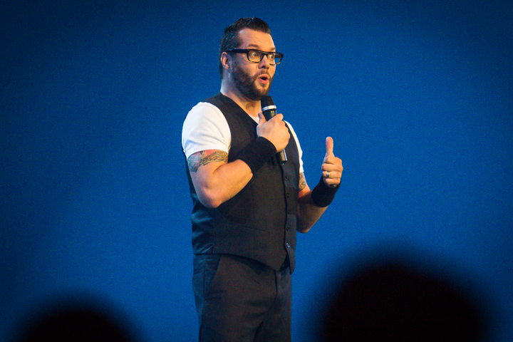 Alex Agnew - The Legend Ends @ Sportpaleis, picture 3, photographed by Tom Stessens - FrontView Magazine
