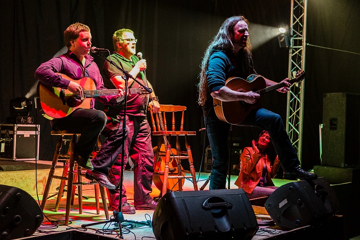 Damian Wilson @ Music Centre Stage, picture 28, photographed by Edwin Houdevelt - FrontView Magazine