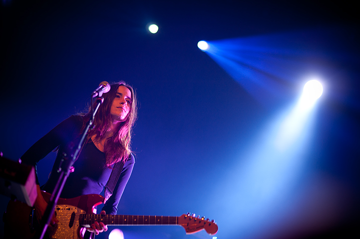Warpaint @ AB, picture 5, photographed by Magali Decamps - FrontView Magazine