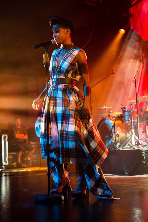 Morcheeba @ Het Depot, picture 7, photographed by Kurt Jacobs - FrontView Magazine