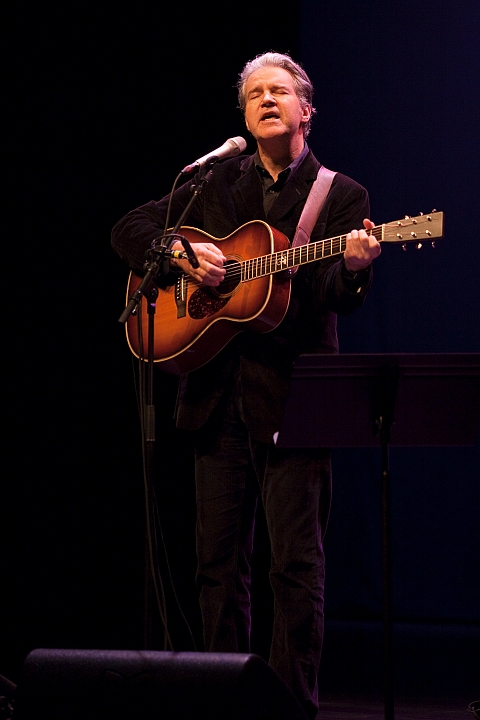 Lloyd Cole - Standards @ De Warande - Turnhout, picture 4, photographed by Martine Goetschalckx - FrontView Magazine