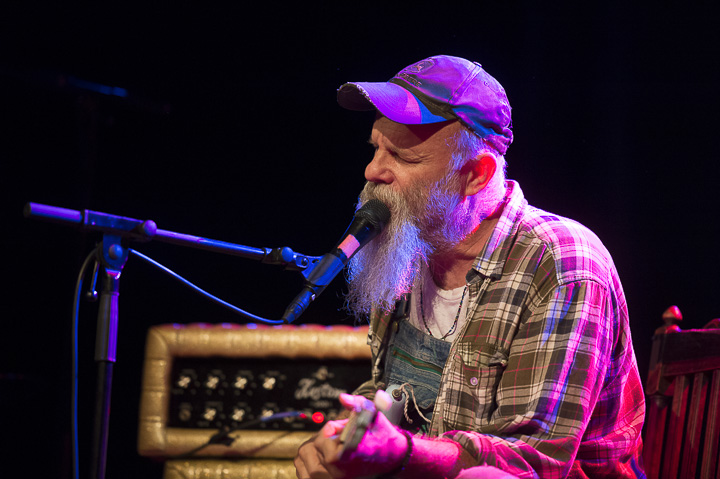 Seasick Steve @ Trix, picture 3, photographed by Steven Stausens - FrontView Magazine
