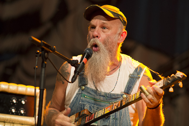 Seasick Steve @ Trix, picture 18, photographed by Steven Stausens - FrontView Magazine