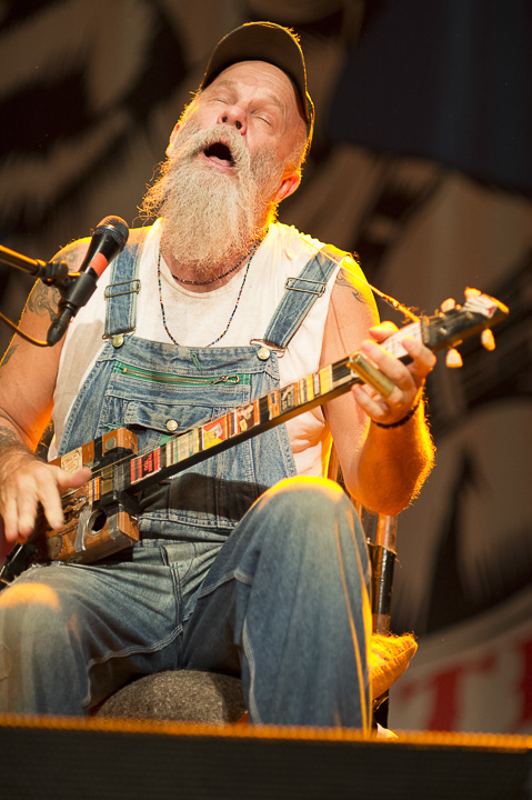 Seasick Steve @ Trix, picture 19, photographed by Steven Stausens - FrontView Magazine