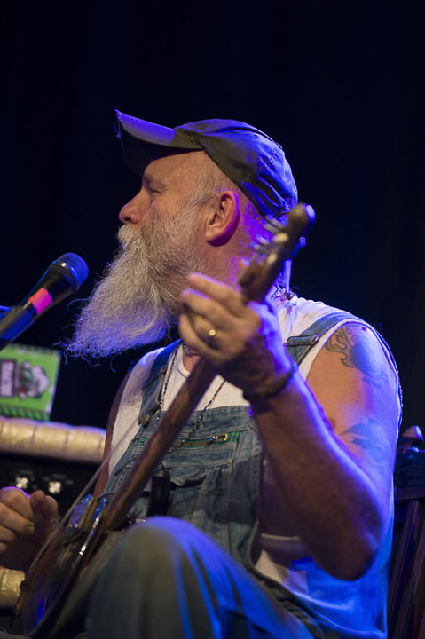 Seasick Steve @ Trix, picture 28, photographed by Steven Stausens - FrontView Magazine