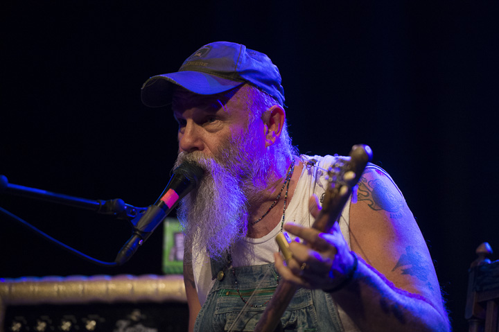 Seasick Steve @ Trix, picture 31, photographed by Steven Stausens - FrontView Magazine