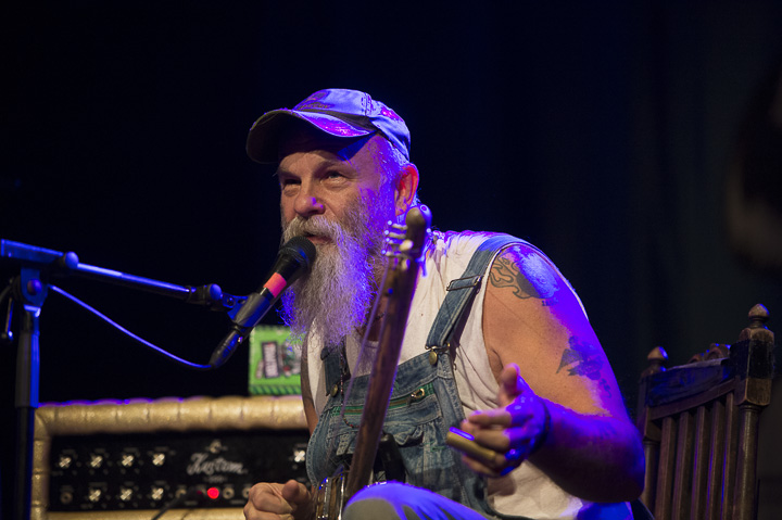Seasick Steve @ Trix, picture 36, photographed by Steven Stausens - FrontView Magazine