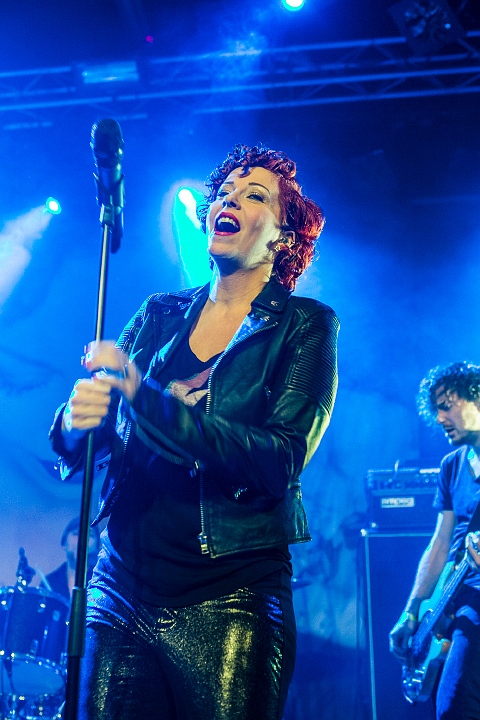 Anneke Van Giersbergen @ Effenaar, picture 14, photographed by Edwin Houdevelt - FrontView Magazine
