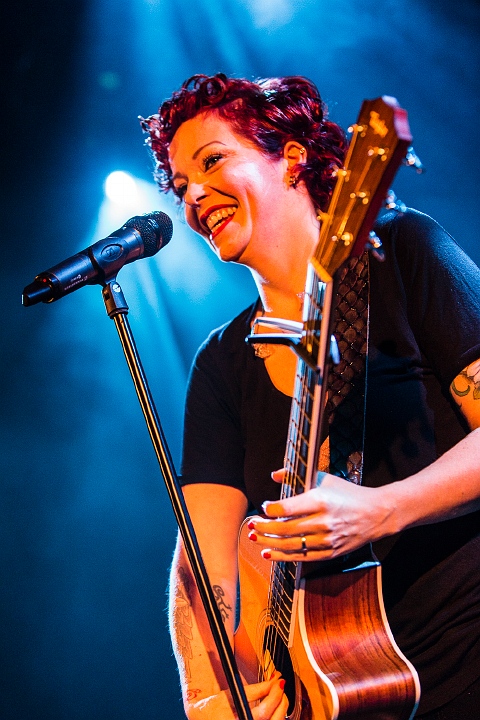 Anneke Van Giersbergen @ Effenaar, picture 29, photographed by Edwin Houdevelt - FrontView Magazine