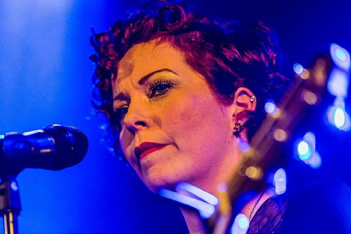 Anneke Van Giersbergen @ Effenaar, picture 34, photographed by Edwin Houdevelt - FrontView Magazine