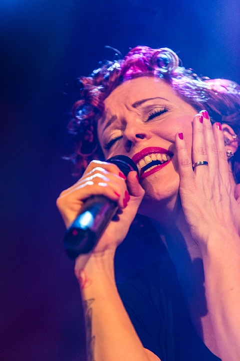 Anneke Van Giersbergen @ Effenaar, picture 51, photographed by Edwin Houdevelt - FrontView Magazine