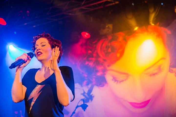Anneke Van Giersbergen @ Effenaar, picture 55, photographed by Edwin Houdevelt - FrontView Magazine