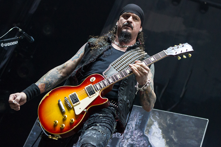 Iced Earth @ Vorst Nationaal, foto 14, foto's door Dorien Goetschalckx - FrontView Magazine