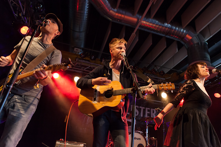 Skinny Lister @ Vans Warped Tour NL, picture 1, photographed by Dorien Goetschalckx - FrontView Magazine