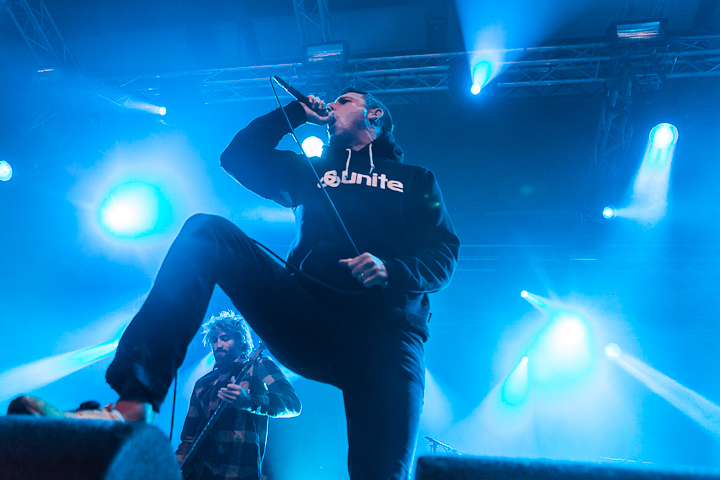 Parkway Drive @ Vans Warped Tour NL, picture 2, photographed by Dorien Goetschalckx - FrontView Magazine