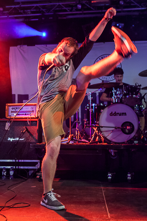 The Wonder Years @ Vans Warped Tour NL, picture 11, photographed by Dorien Goetschalckx - FrontView Magazine