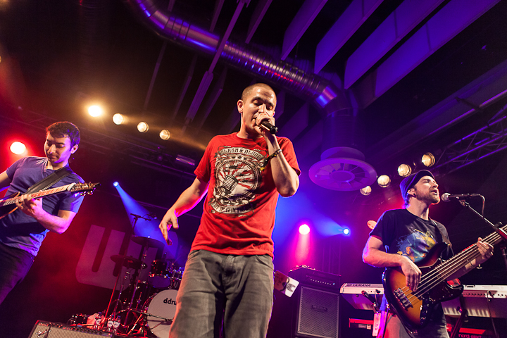Watsky & Wax @ Vans Warped Tour NL, picture 1, photographed by Dorien Goetschalckx - FrontView Magazine