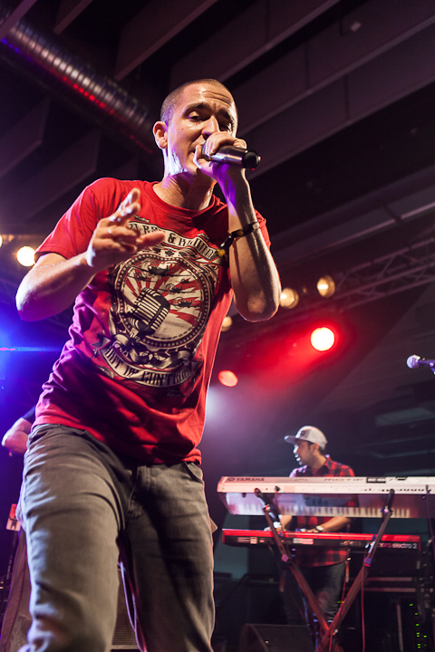 Watsky & Wax @ Vans Warped Tour NL, picture 9, photographed by Dorien Goetschalckx - FrontView Magazine